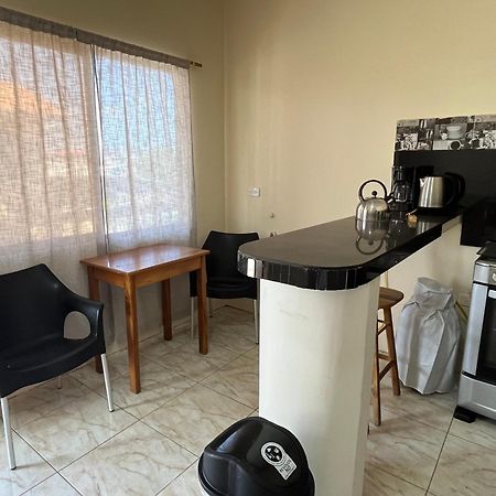 Apartahotel Casa Soleil Puerto Villamil Rom bilde
