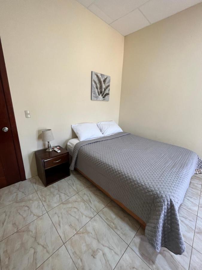 Apartahotel Casa Soleil Puerto Villamil Rom bilde