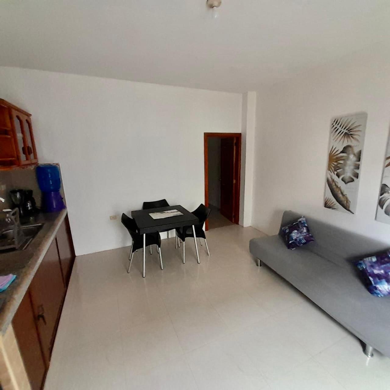 Apartahotel Casa Soleil Puerto Villamil Rom bilde